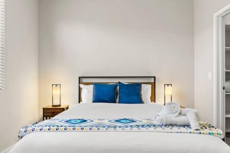 Paradise Cozysuites With Pool And Jacuzzi 11 فينيكس المظهر الخارجي الصورة